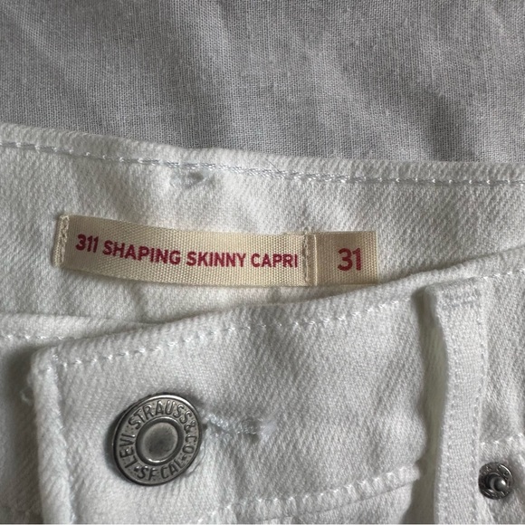 Levi’s 311 Shaping Skinny Capri Jeans White Mid Rise Size 12 W31 NWT - Picture 7 of 11